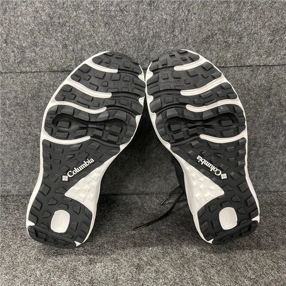 Columbia shoes - YL8424010 - YL8424-010 - Black (UPC: 199141423899) 2