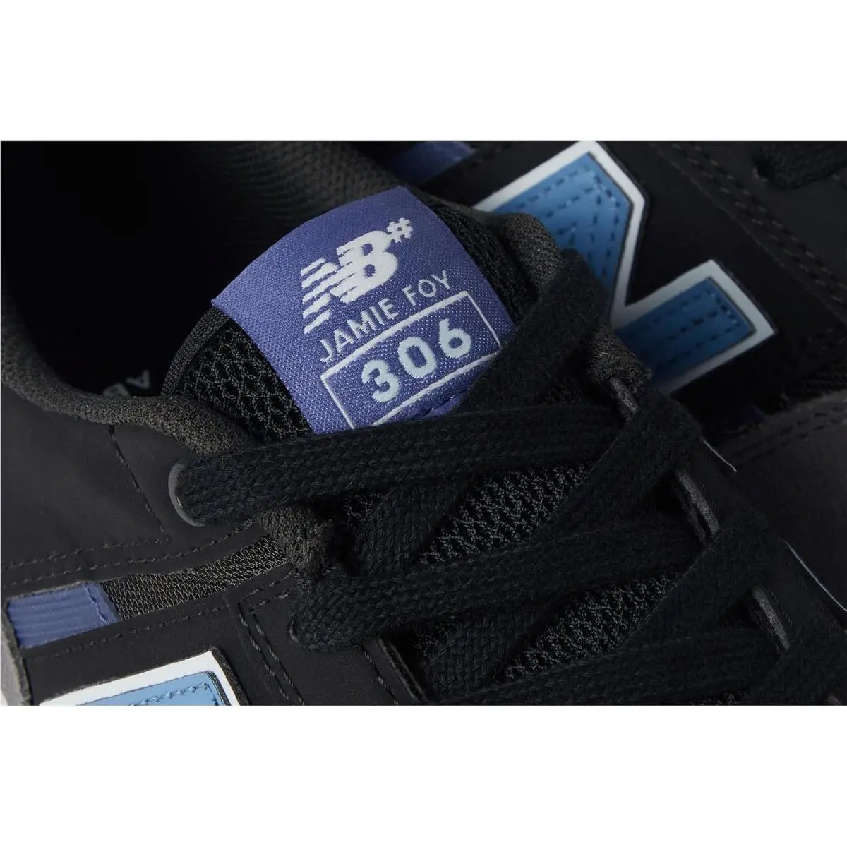 New Balance shoes - Black/Gum 2 18