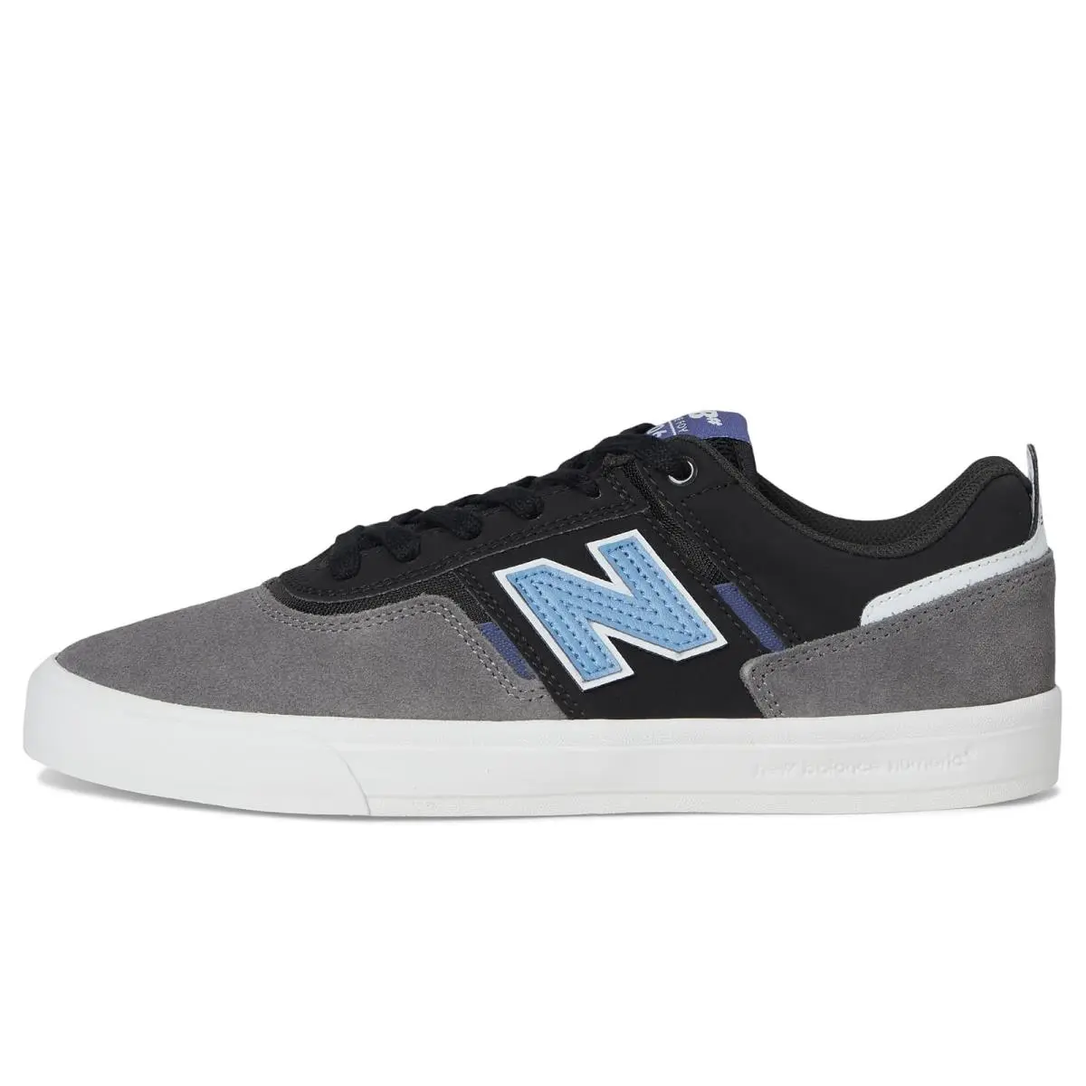 New Balance shoes - Black/Gum 2 16