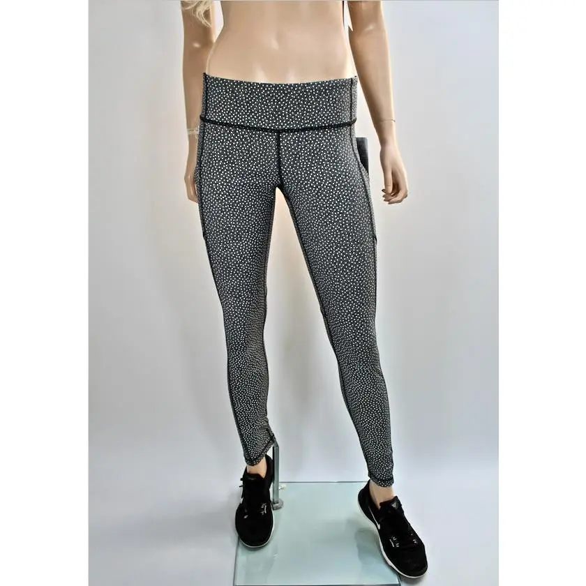 Lululemon clothing - Black & Reflective Silver 13