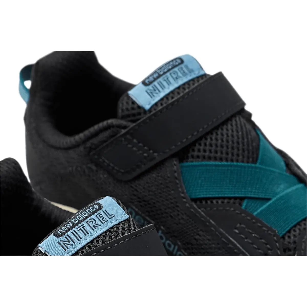 New Balance shoes - Black/Salt Water 11
