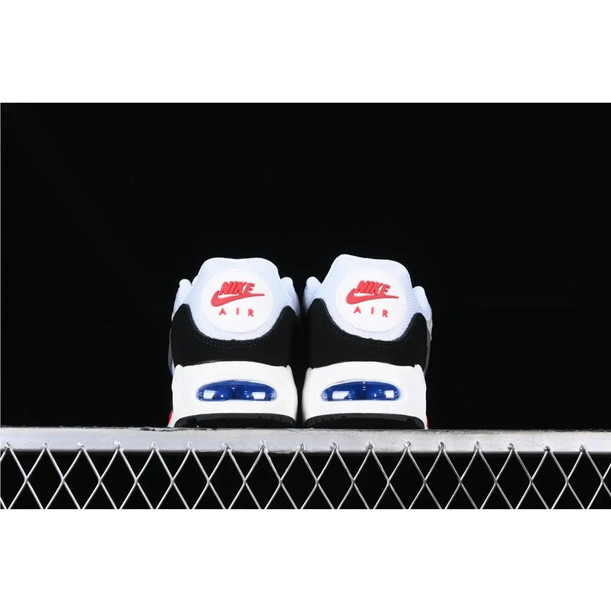 Nike shoes - Nike Air Max Correlate - Air Max Correlate - 511416-104 - Black 2