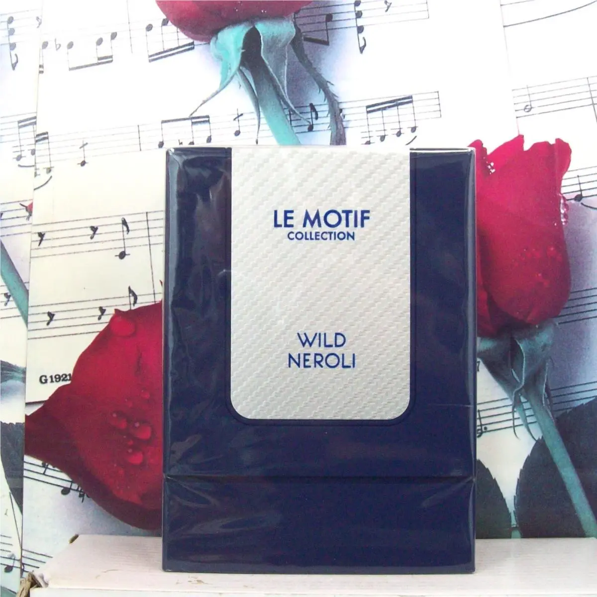 Le Motif Collection Wild Neroli By ica 2.9 Fl. Oz. Edp Spray by Orient
