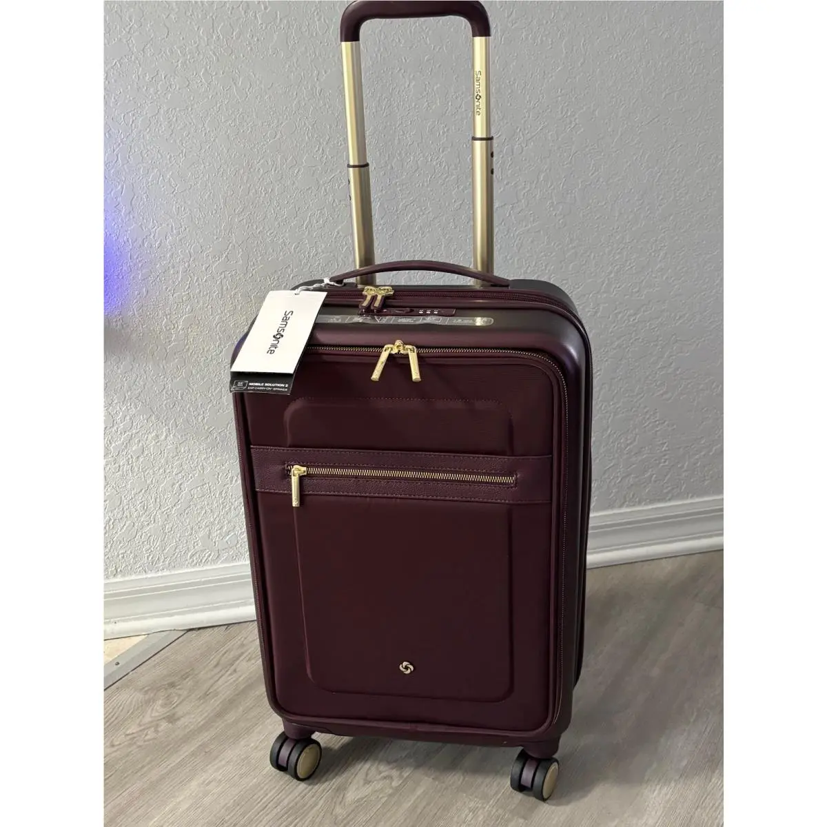 Samsonite Mobile Solution 2 Expandable 20 Carry-on Spinner Color: Merlot