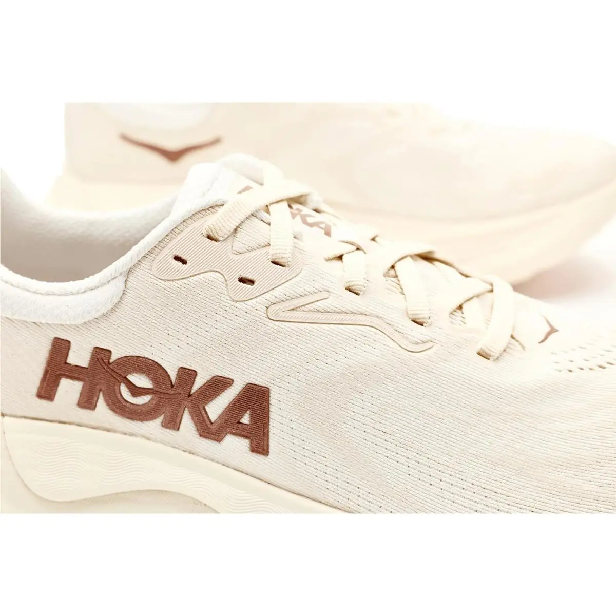 Hoka shoes - Alabaster/Lingonberry 18