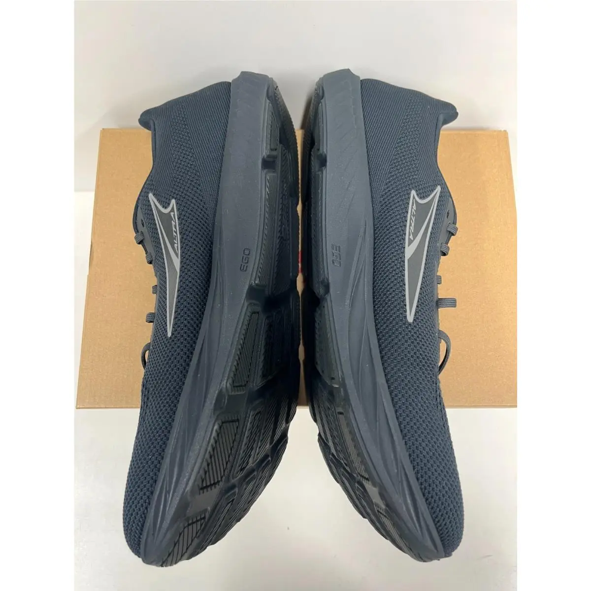 Altra shoes - Altra Escalante 4 - Escalante - Black/White (010) 38