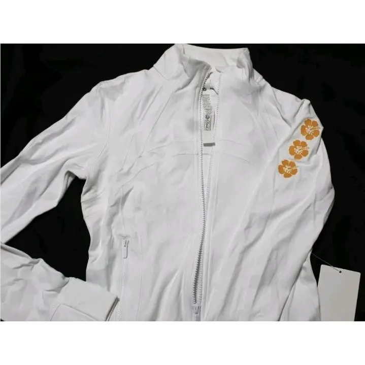 Lululemon clothing - White 0