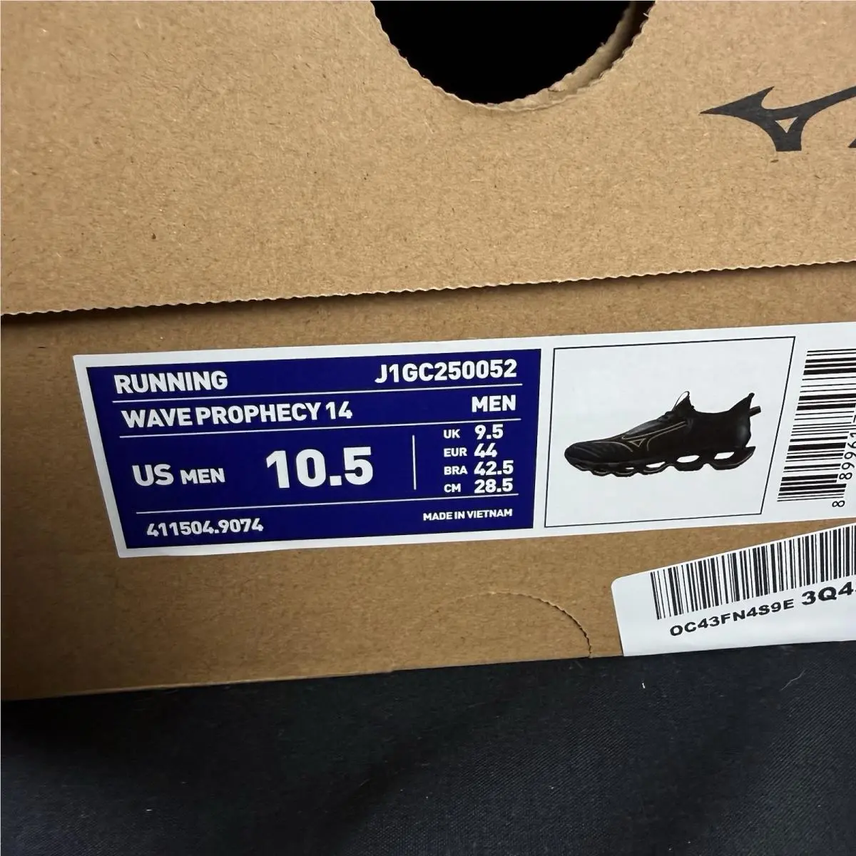 Mizuno shoes - Wave Prophecy 14 - Wave Prophecy - J1GC250052 - Black, Gold 8