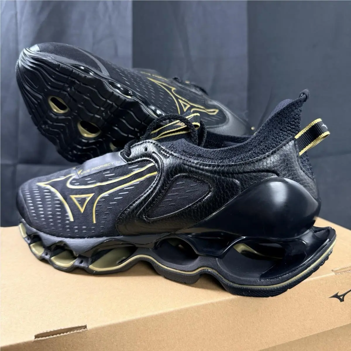 Mizuno shoes - Wave Prophecy 14 - Wave Prophecy - J1GC250052 - Black, Gold 6