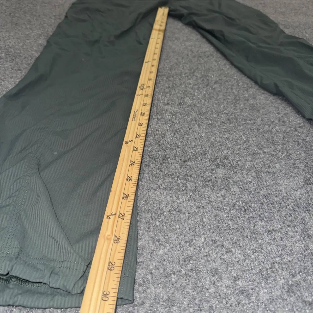 Lululemon clothing - Green 1