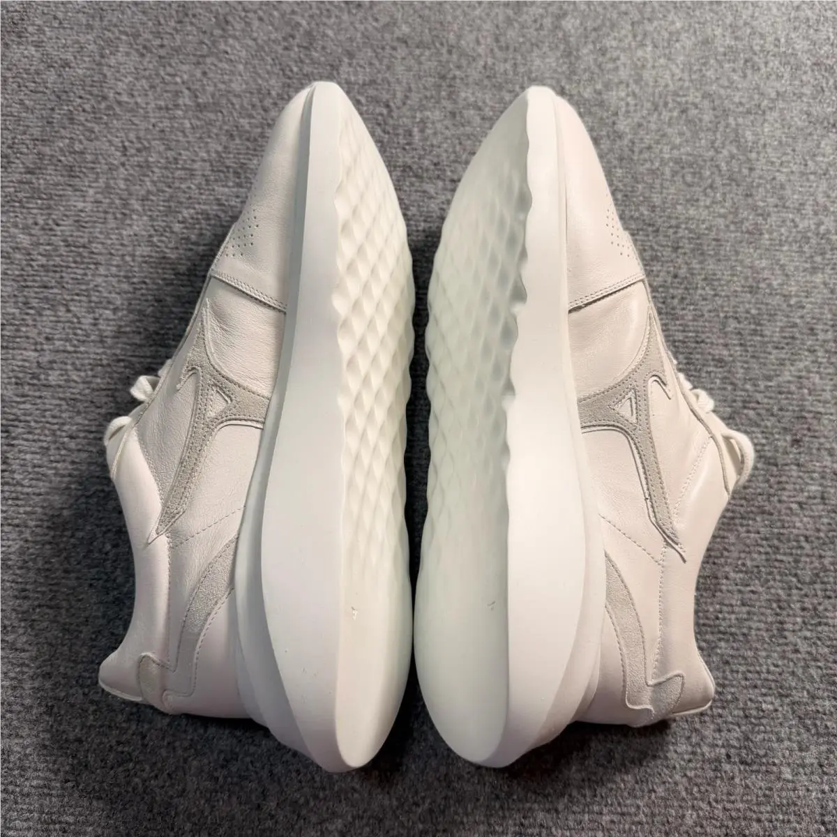 Mizuno shoes - 1906 Naos - Naos - White 9