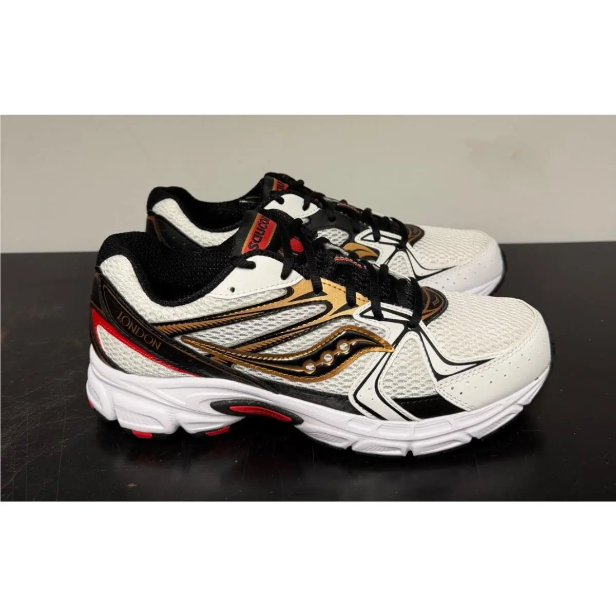 Saucony shoes - Saucony Ride Millennium - Ride Millennium - S71053-1 - White 0