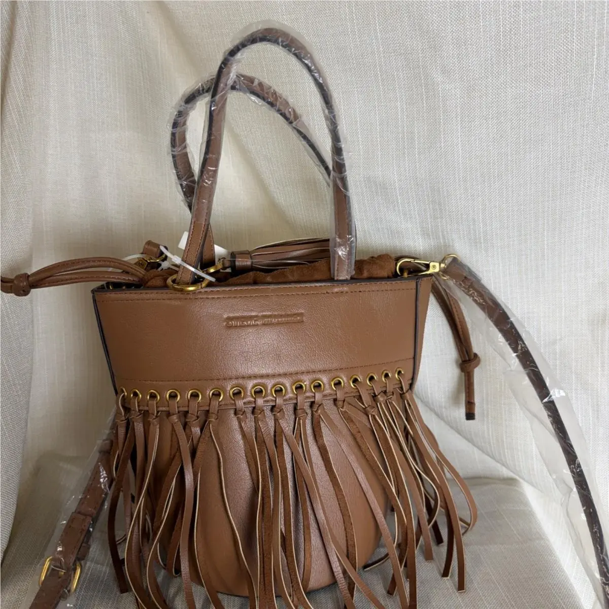 Steve Madden Nutshell Bucket Bag Brown Fringe Crossbody Handbag DT627690