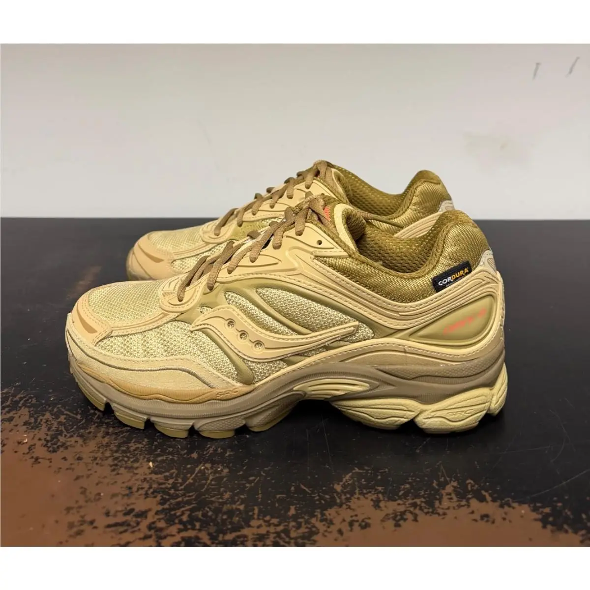 Saucony shoes - Saucony Progrid Omni 9 - Progrid Omni - S70869-2 - Beige 13