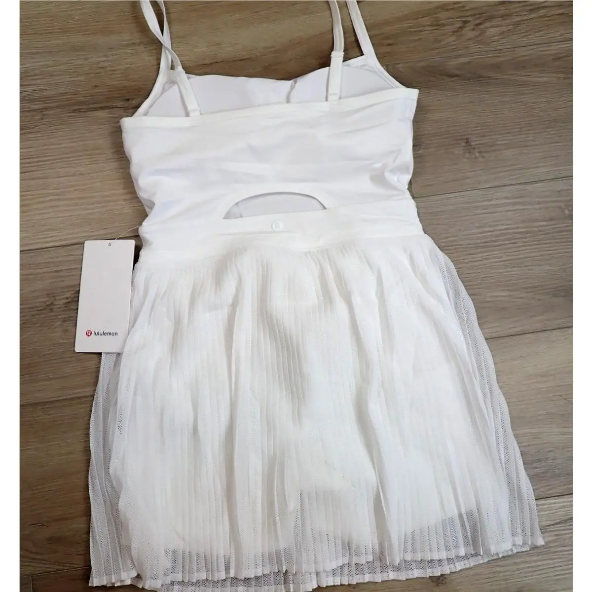 Lululemon clothing - White 1