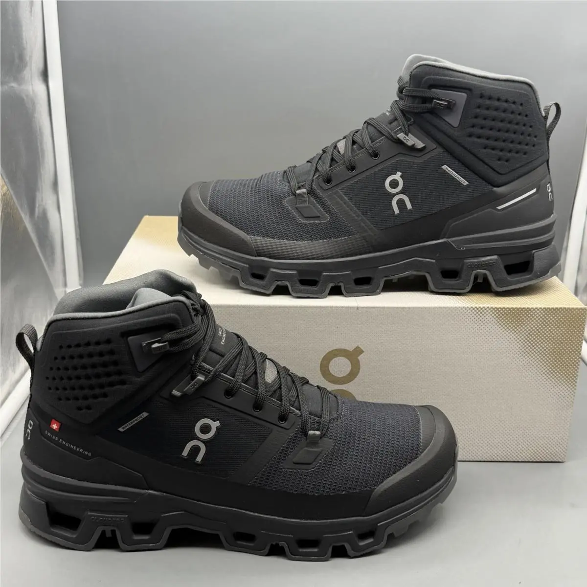 On Running Cloudrock 2 Waterproof Women’s 10 Trail Hiking Shoes ‘black/eclipse’