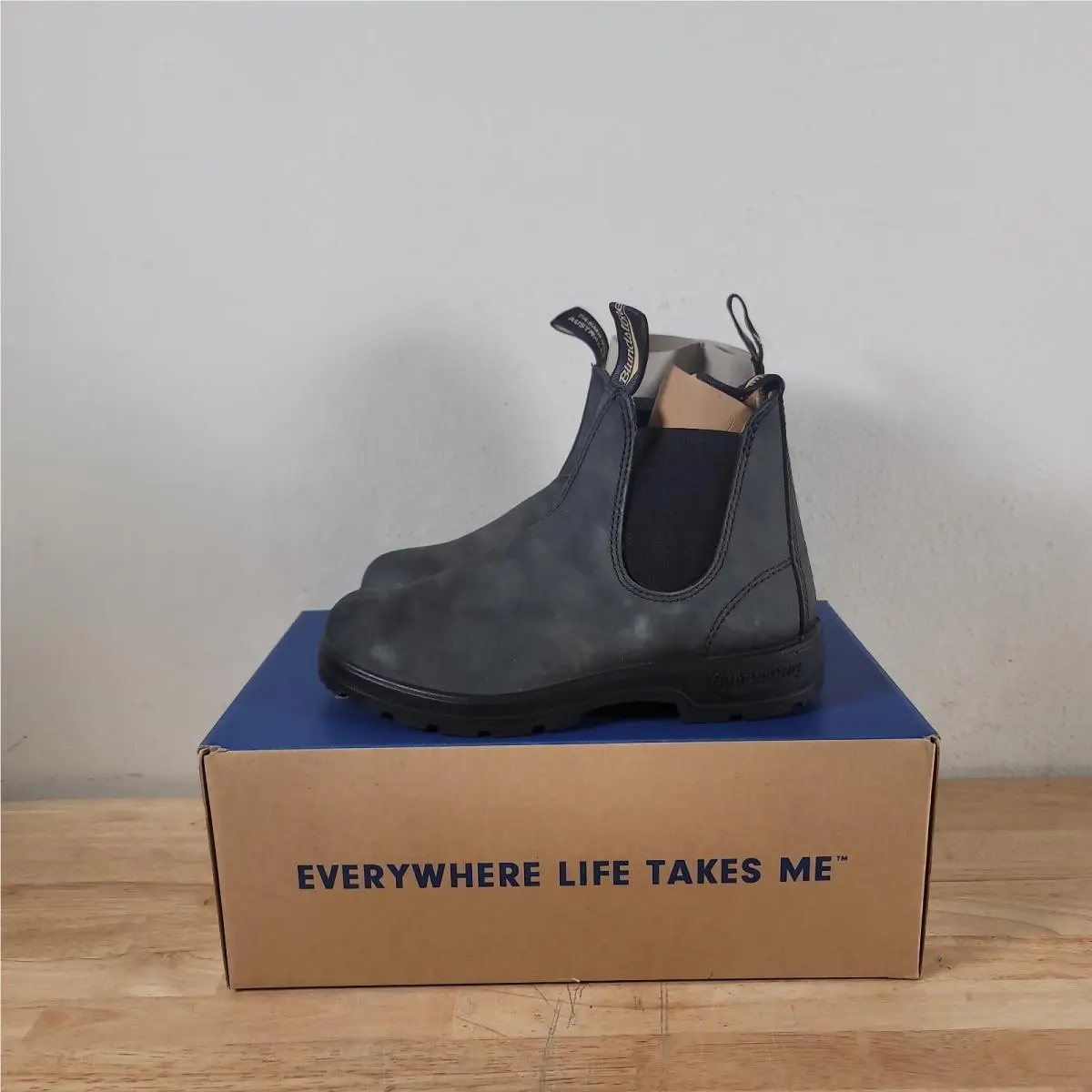 Blundstone BL587 Elastic Sided Chelsea Boot Rustic Black US Mens 5.5/Womens 7.5