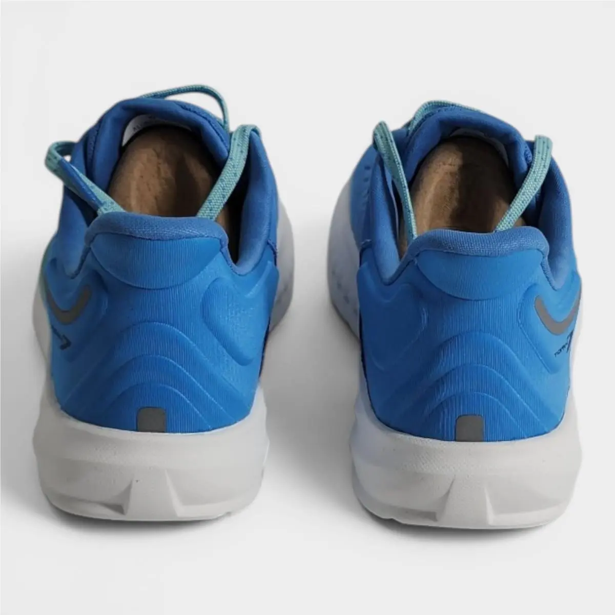 Altra shoes - As in Pic 2