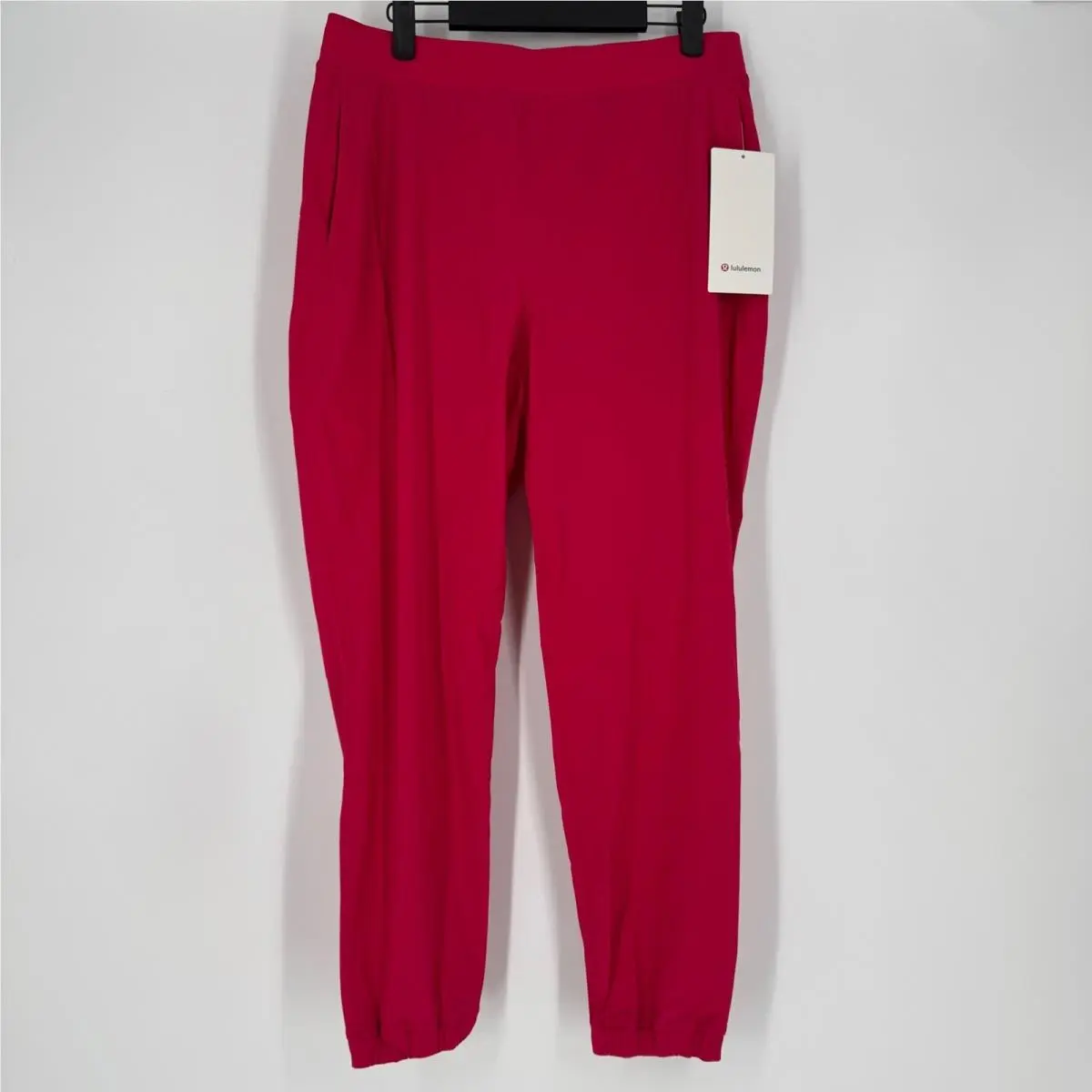 Lululemon clothing - Red 0
