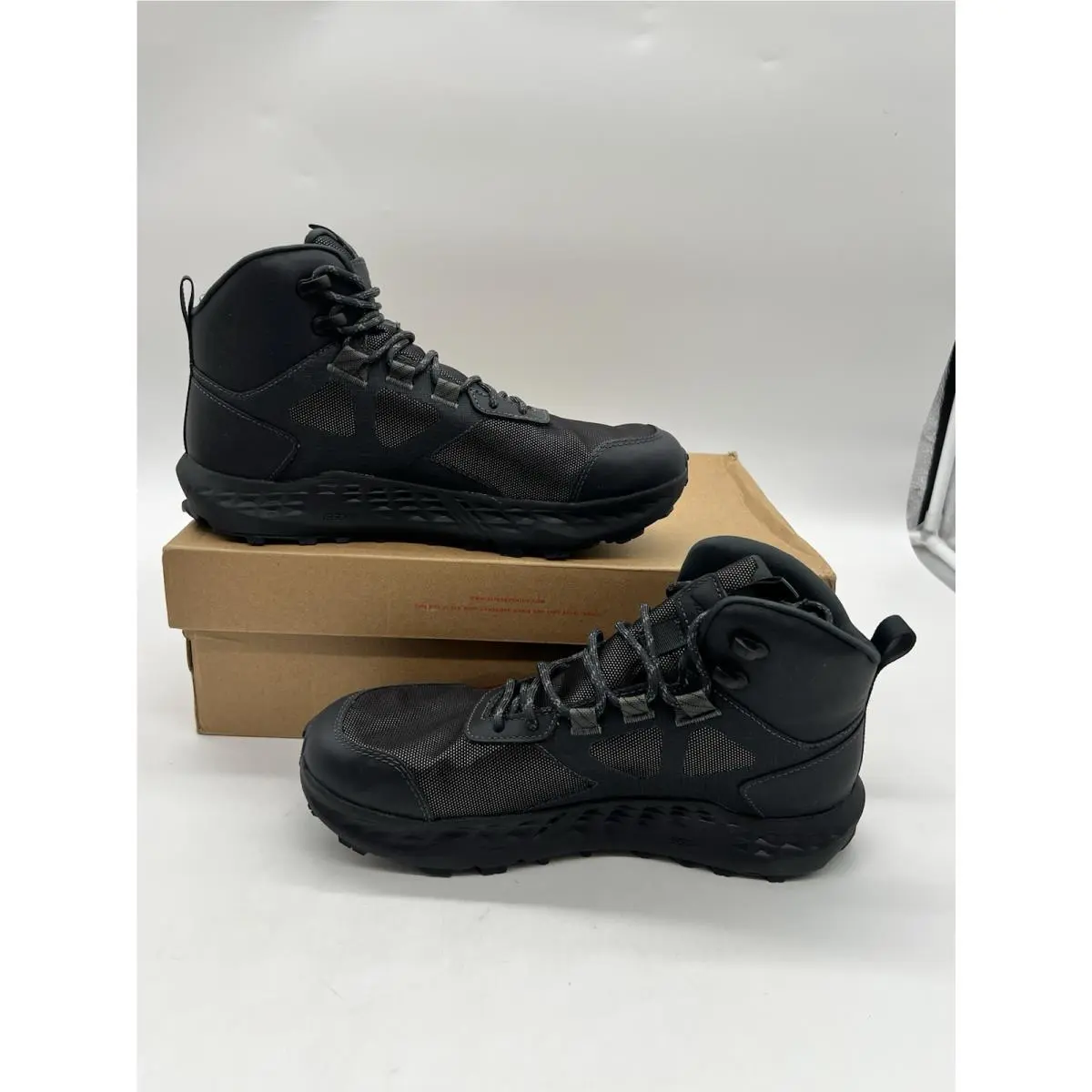 Altra shoes - Altra Timp 5 Hiker Gore Tex - AL0A85QB315 - Black 1