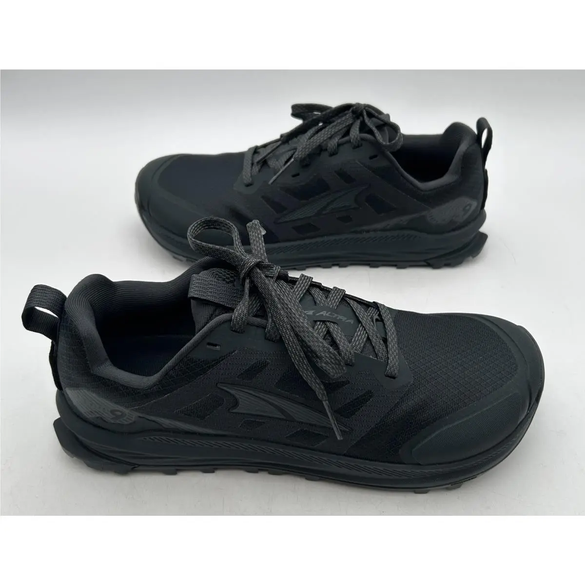 Altra shoes - Black 3