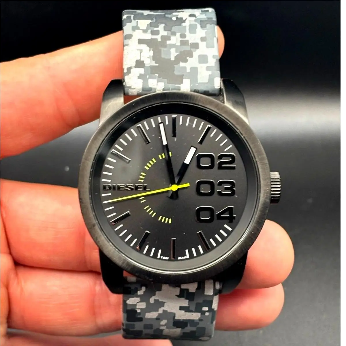 Diesel Double Down DZ1664 Mens Watch Camo Leather Strap Black Dial 46mm Nibwt