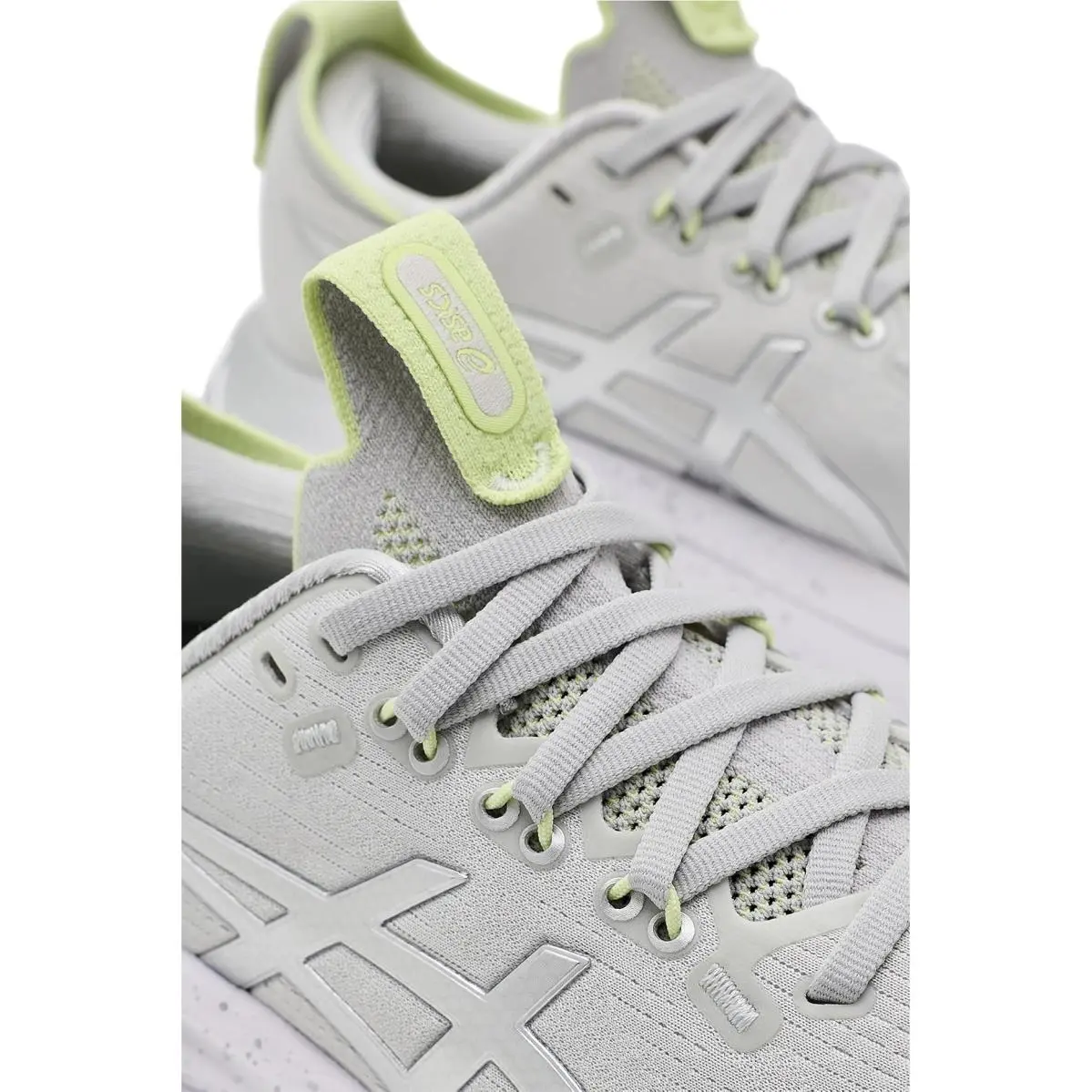 Asics shoes - Platinum/Glow Green 4