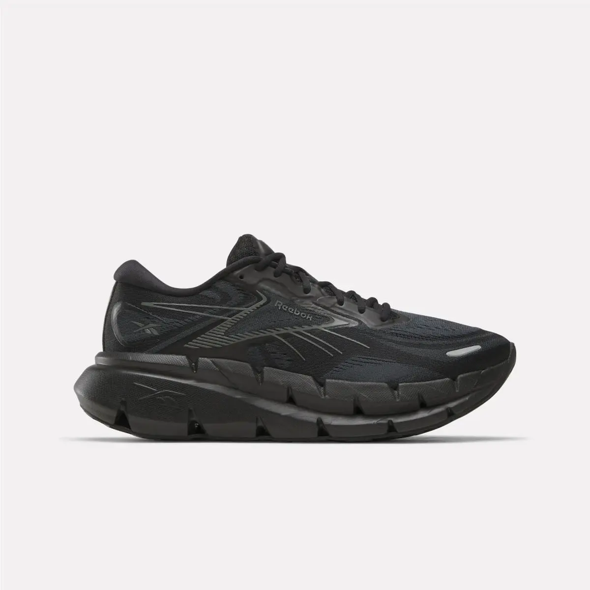 Reebok shoes - Black/Black/Red 10
