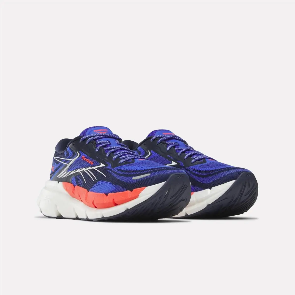 Reebok shoes - Black/Black/Red 7