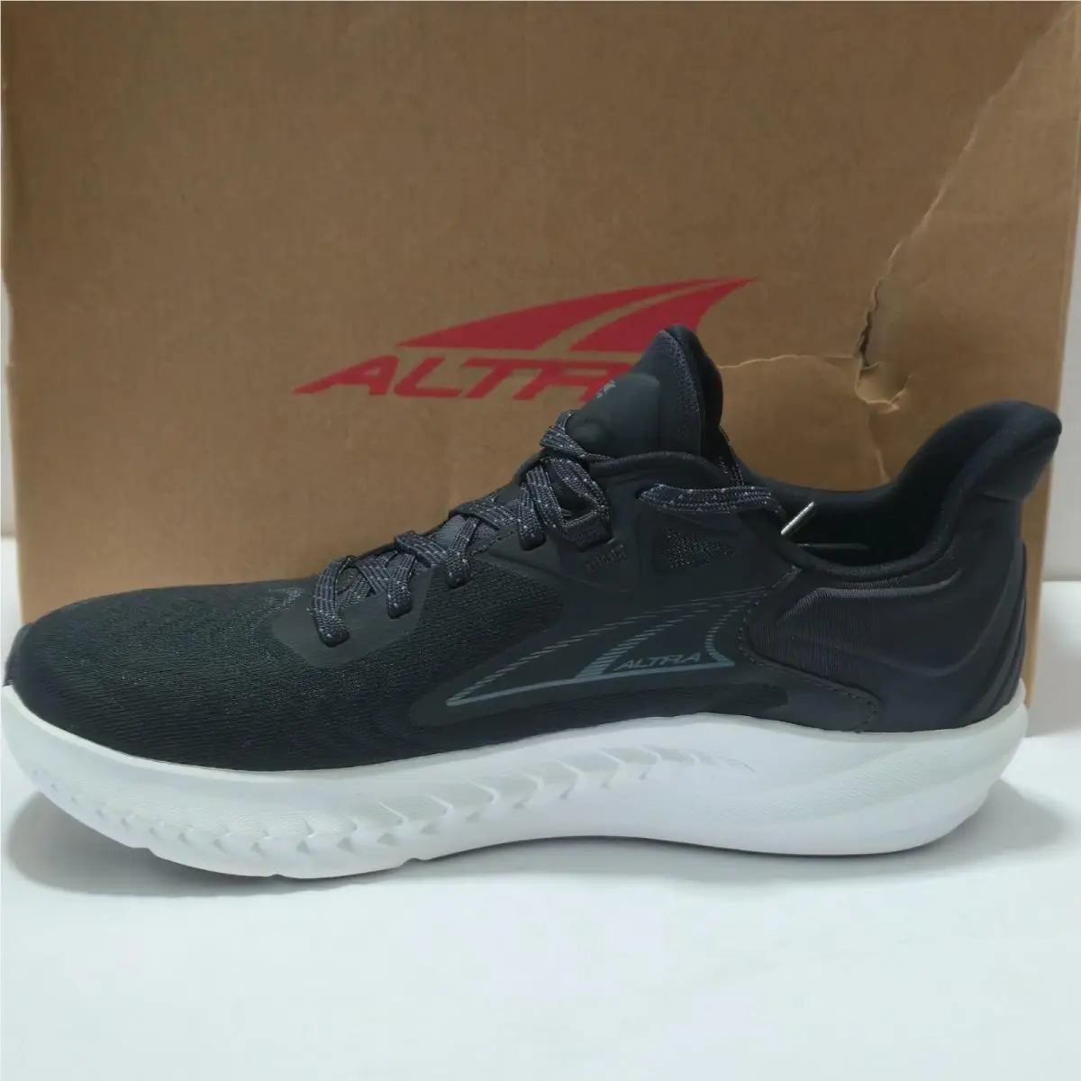Altra shoes - Altra Torin - Torin - AL0A82CZ000 - Black 0