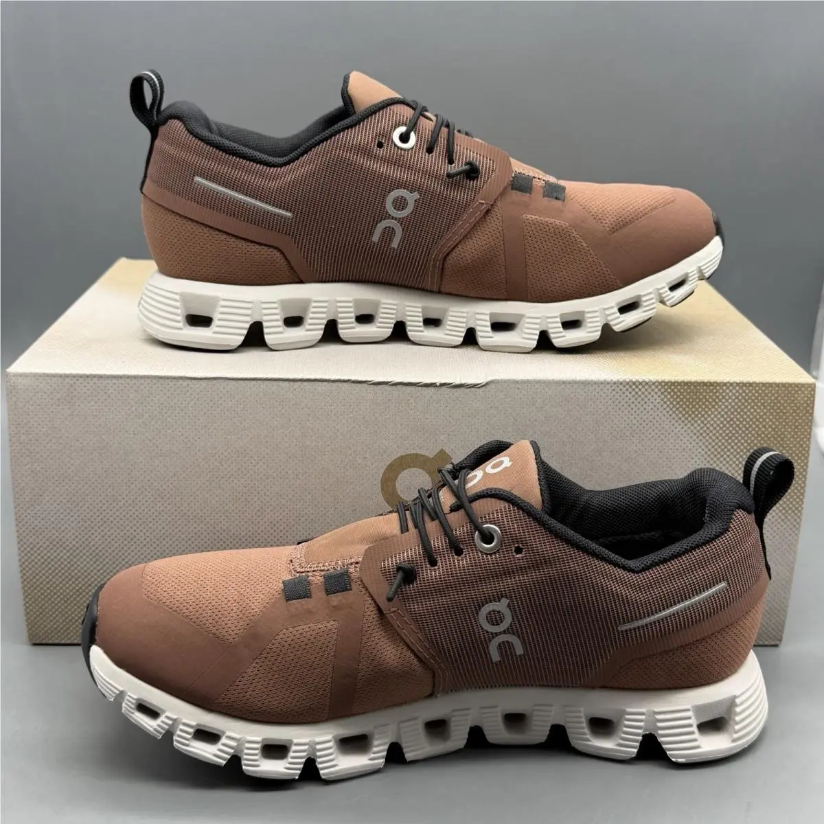 On-Running shoes - On Cloud 5 Waterproof - Cloud Waterproof - 5998835 - Cocoa/Frost (UPC: 7630440676935) 1