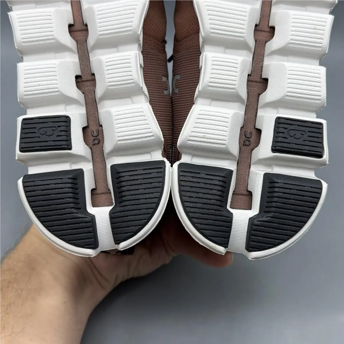 On-Running shoes - On Cloud 5 Waterproof - Cloud Waterproof - 5998835 - Cocoa/Frost (UPC: 7630440676935) 8