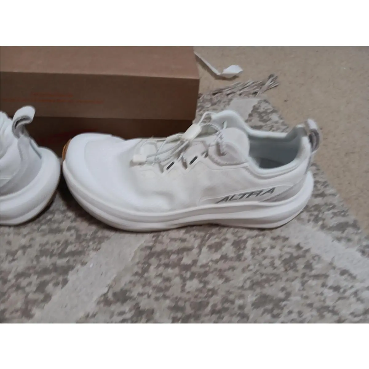 Altra shoes - Altra Voyager - Voyager - ALOA85TV110 - White 6