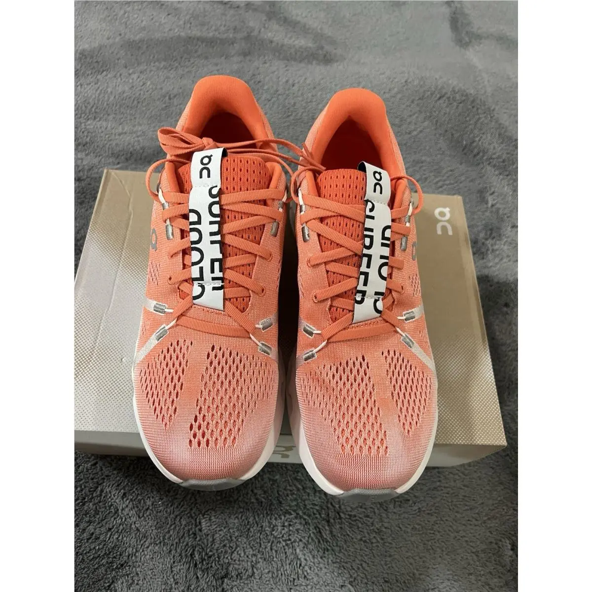 On-Running shoes - On Cloudsurfer - Cloudsurfer - White 0