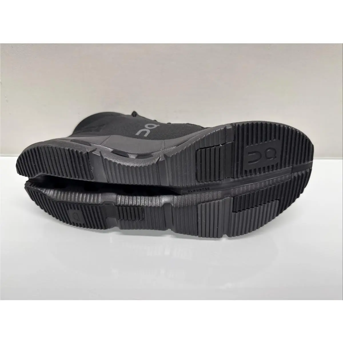 On-Running shoes - On Cloudnova - Cloudnova - 3WE30220485 - Black 4