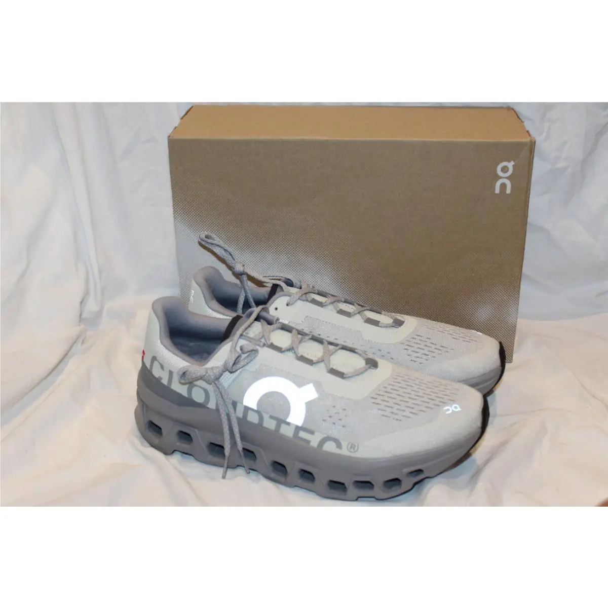 On-Running shoes - On Cloudmonster - Cloudmster - Gray 0