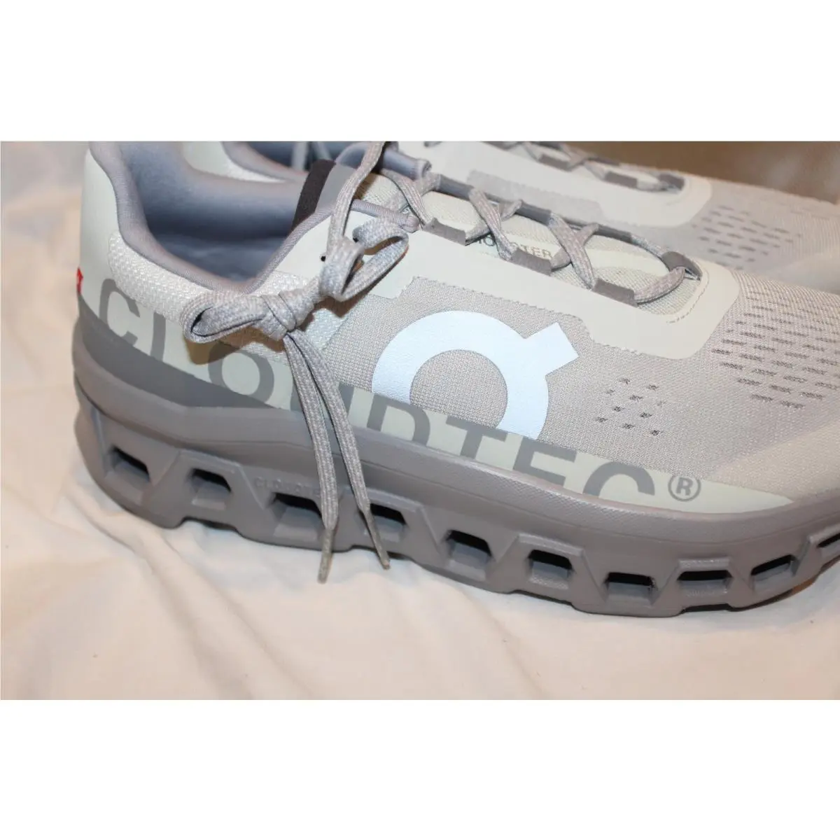 On-Running shoes - On Cloudmonster - Cloudmster - Gray 3