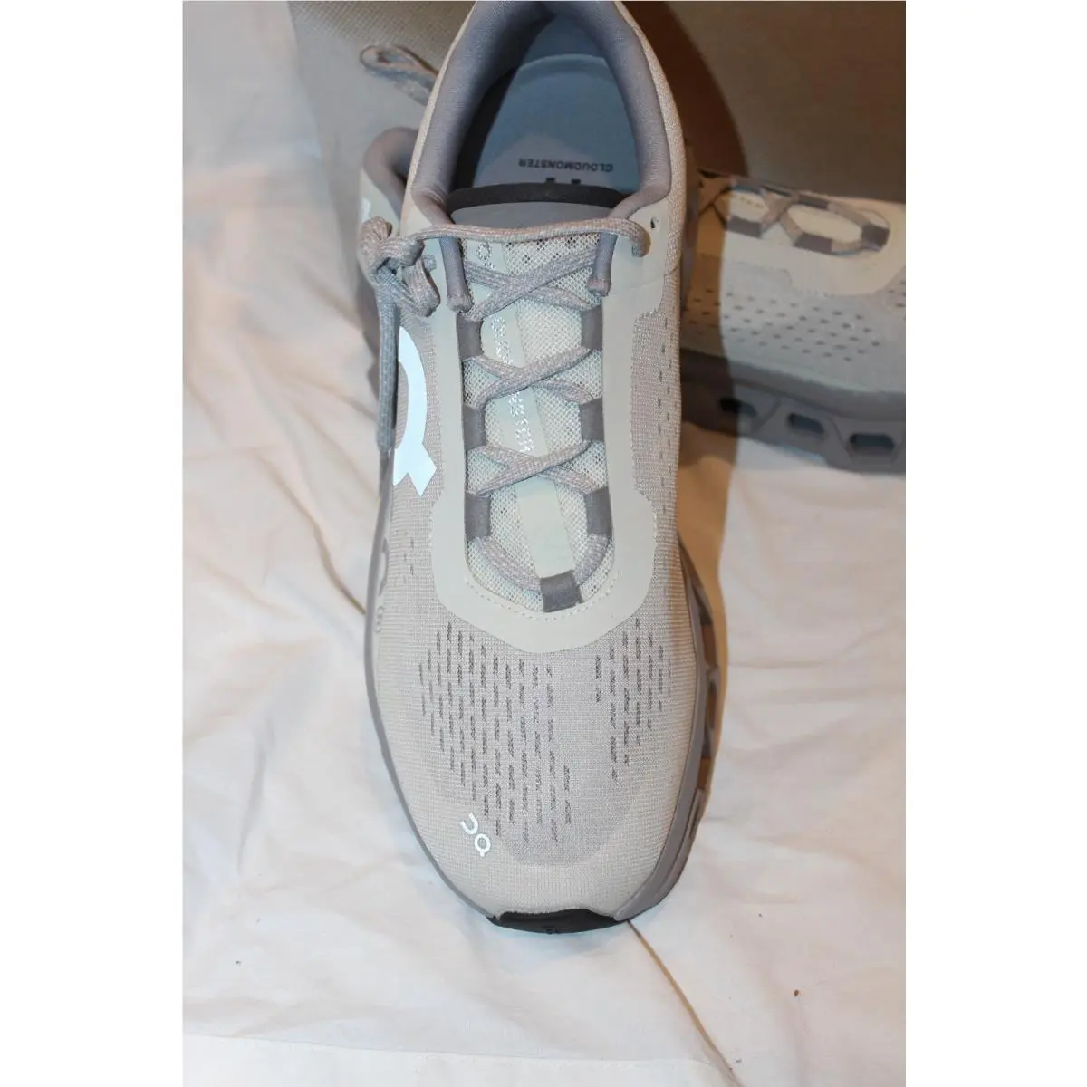On-Running shoes - On Cloudmonster - Cloudmster - Gray 4
