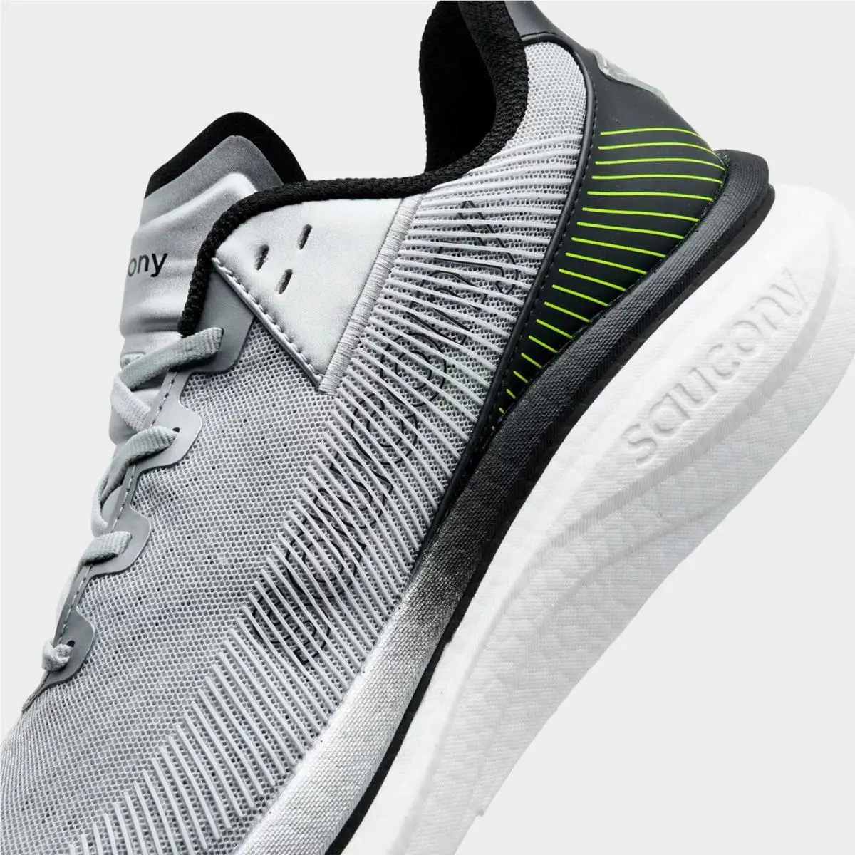Saucony shoes - S2107010 040 - Silver/Black 0