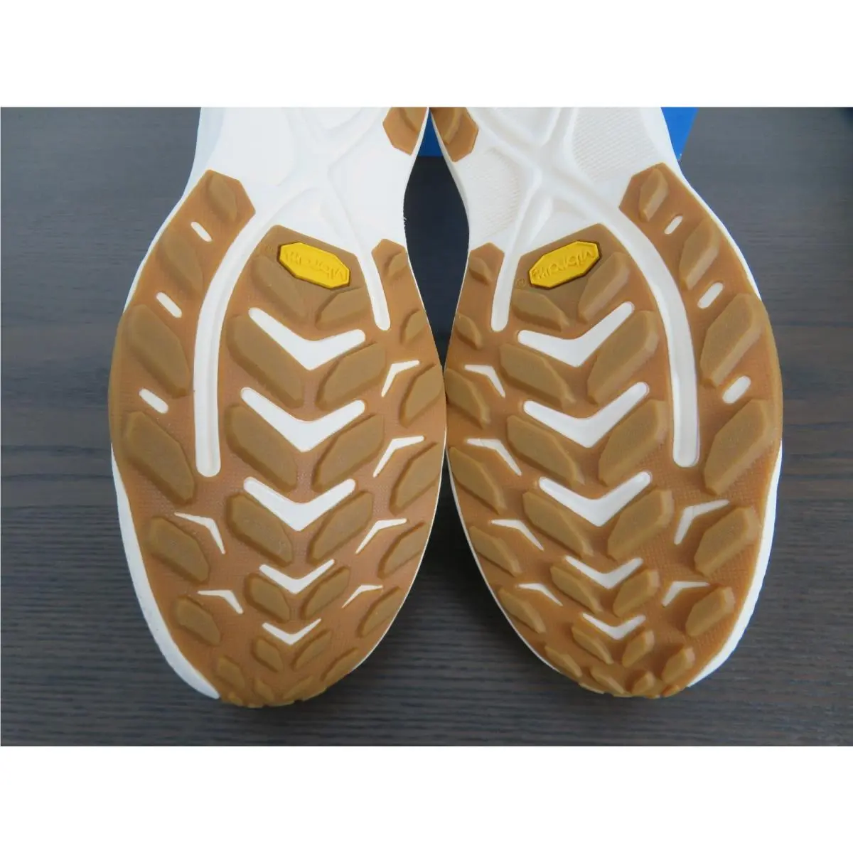 Hoka shoes - Hoka One One Transport 2 - 1171851 BKLB - Black 6