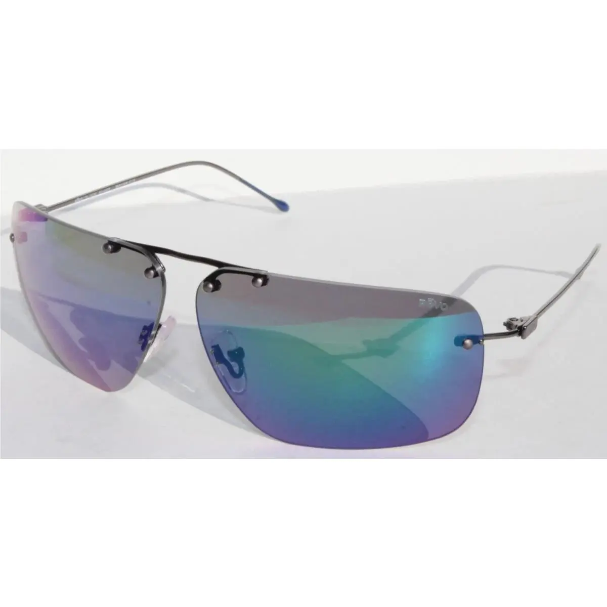 Revo Sunglasses Air 1 Black Gunmetal / Evergreen Photochromic Polarized Lens