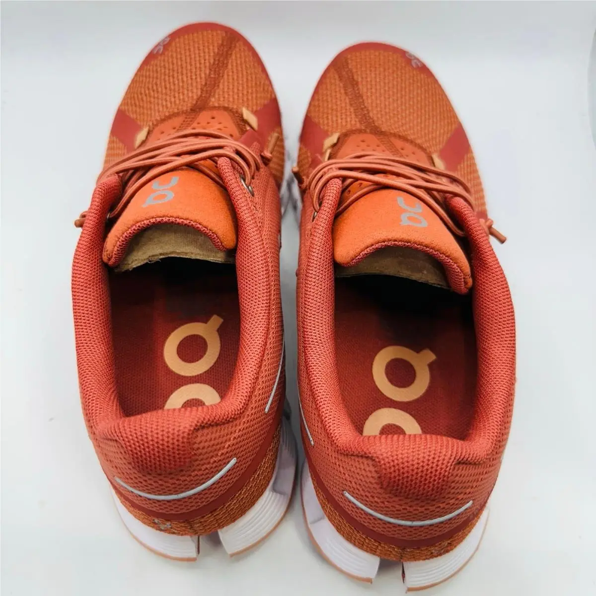 On-Running shoes - Red 3