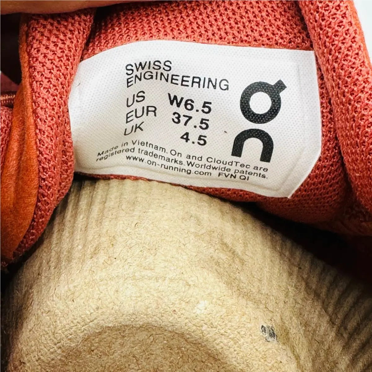 On-Running shoes - Red 6