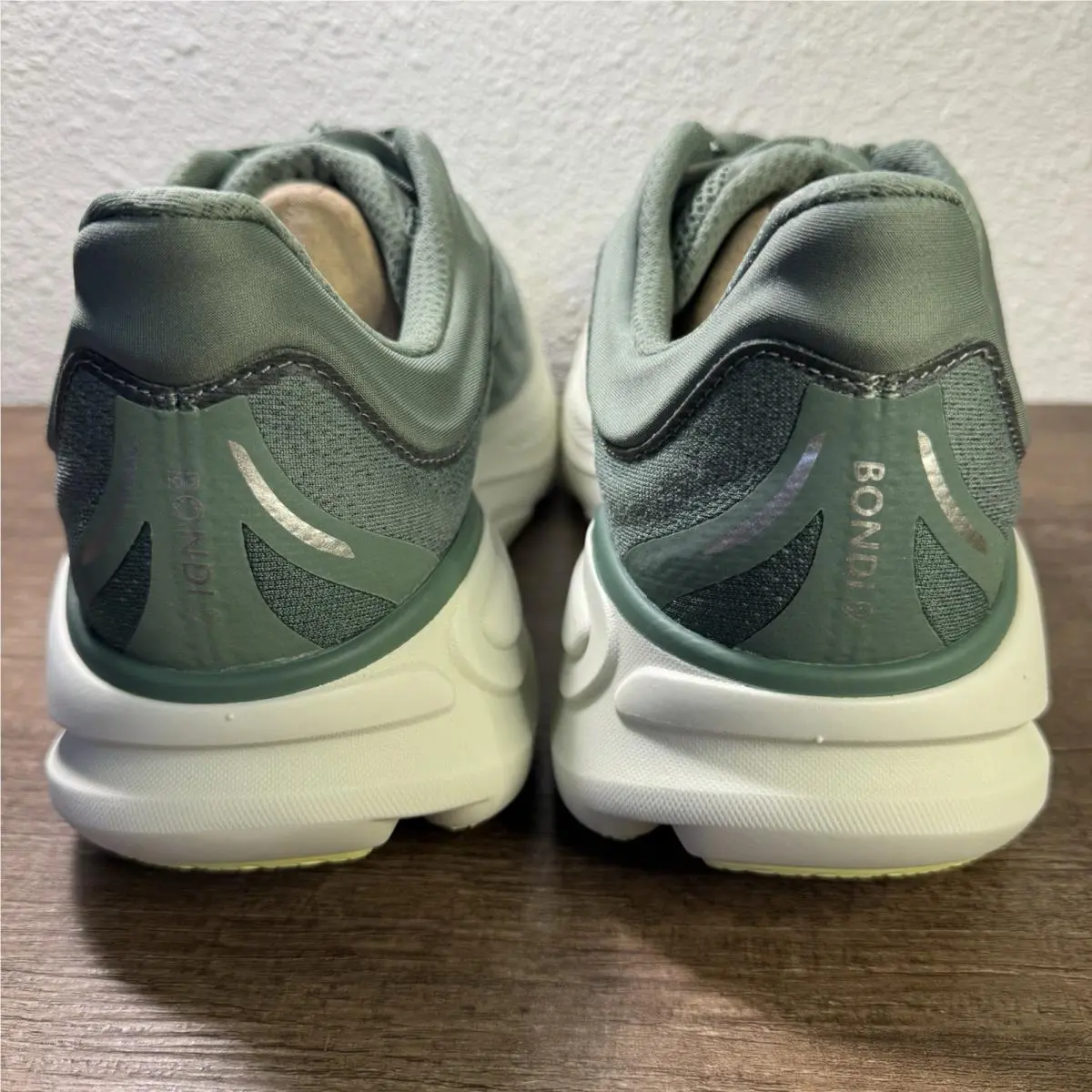Hoka shoes - Hoka One One HOKA Bondi 9 - 1162011-SNTF - Green 8