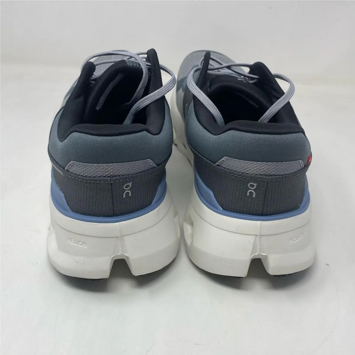 On-Running shoes - Alloy/Chambray (UPC: 7615537199764) 0