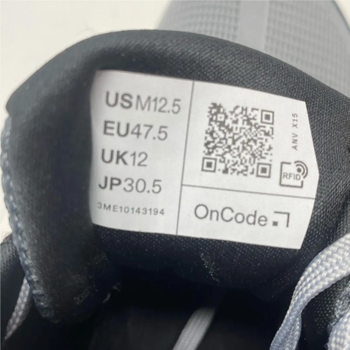 On-Running shoes - Alloy/Chambray (UPC: 7615537199764) 1