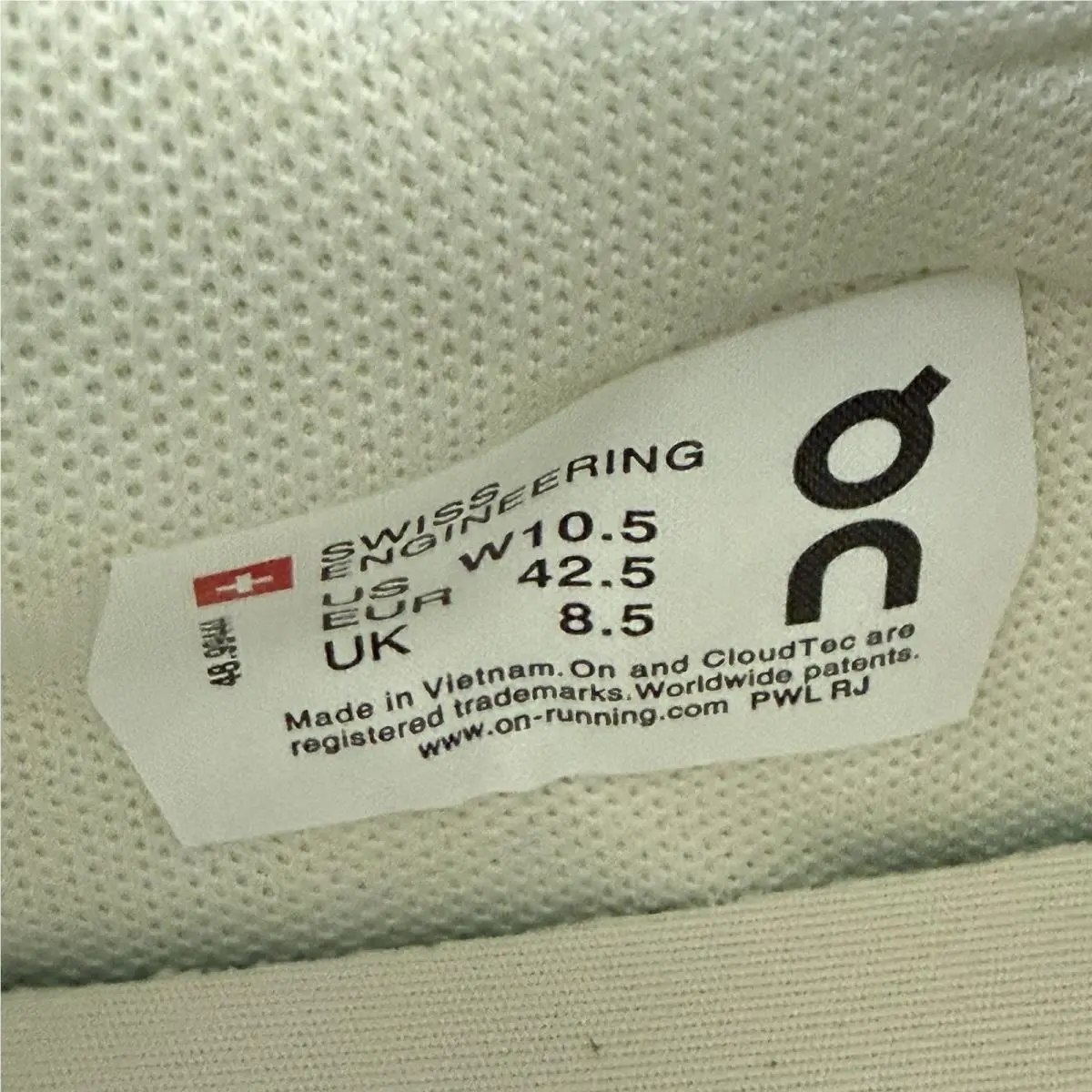 On-Running shoes - The Roger - The Roger - 4899444 - White 10