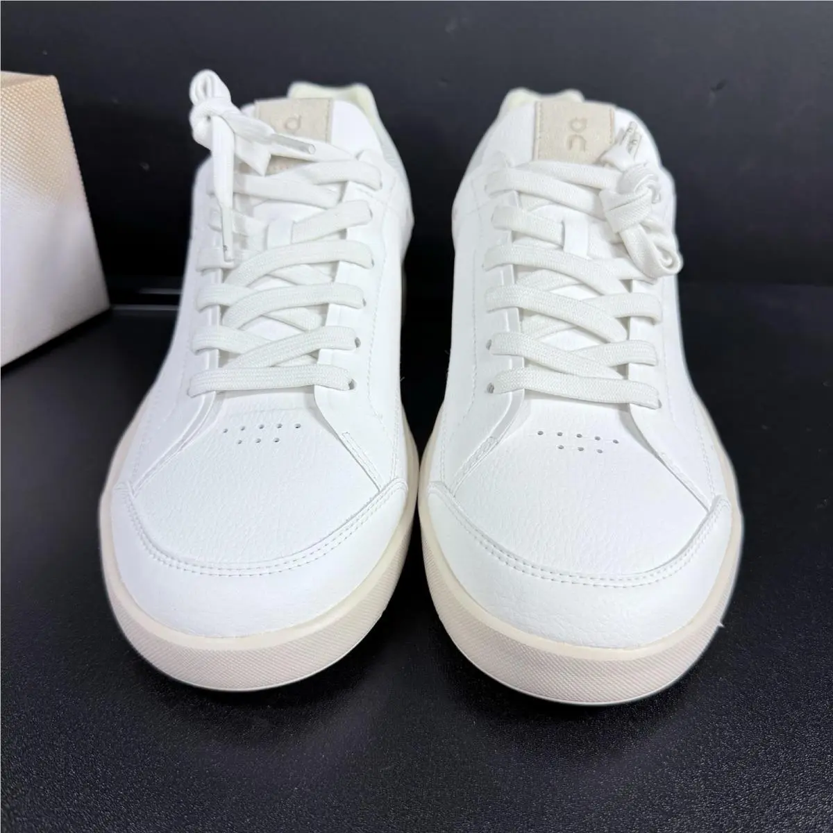 On-Running shoes - The Roger - The Roger - 4899444 - White 2
