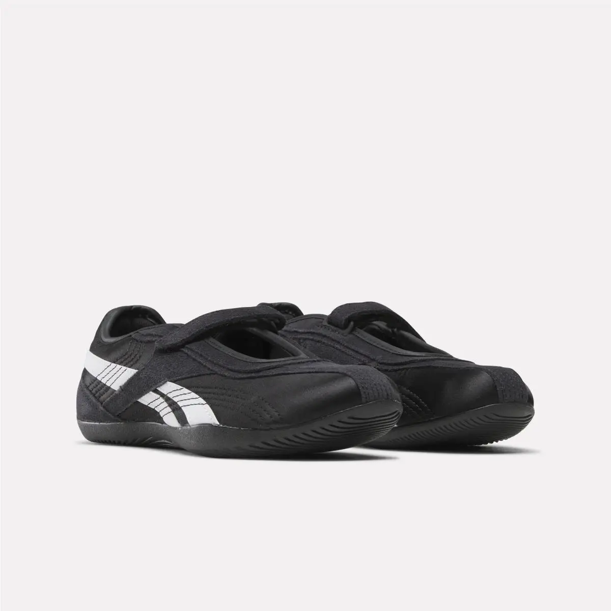 Reebok shoes - Vintage Chalk/Ftwr White/Gum 20