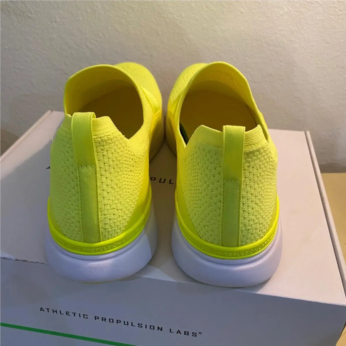 On-Running shoes - Yellow 6